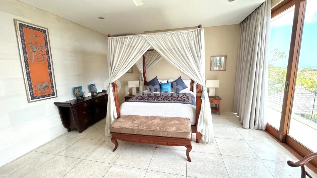 This Prominent Landmark Property Can Be Purchased Freehold Or Leasehold - Image 4 of 4