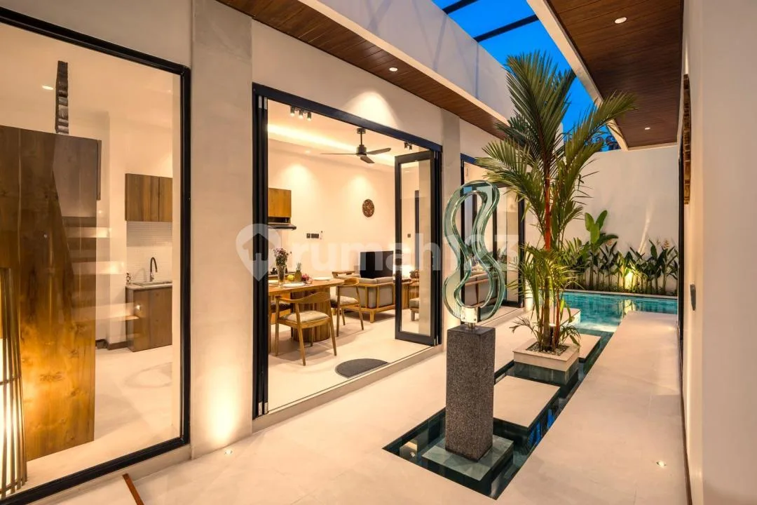 Villa Baru Desain Modern 3 Kamar Furnish di Kerobokan Bali - Image 3 of 4