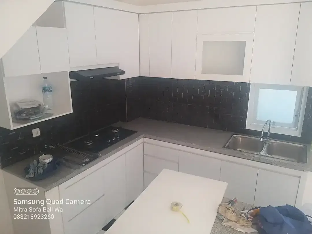Kitchen Set, Bed Set ,Dipan ,Rak ,Back drop ,Lemari Partisi ,Meja Hpl - Image 1 of 10