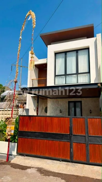 Villa Baru 2 Kamar Tidur dengan Kolam Renang Pribadi di Sanur, Dekat Sekolah International - Image 1 of 4
