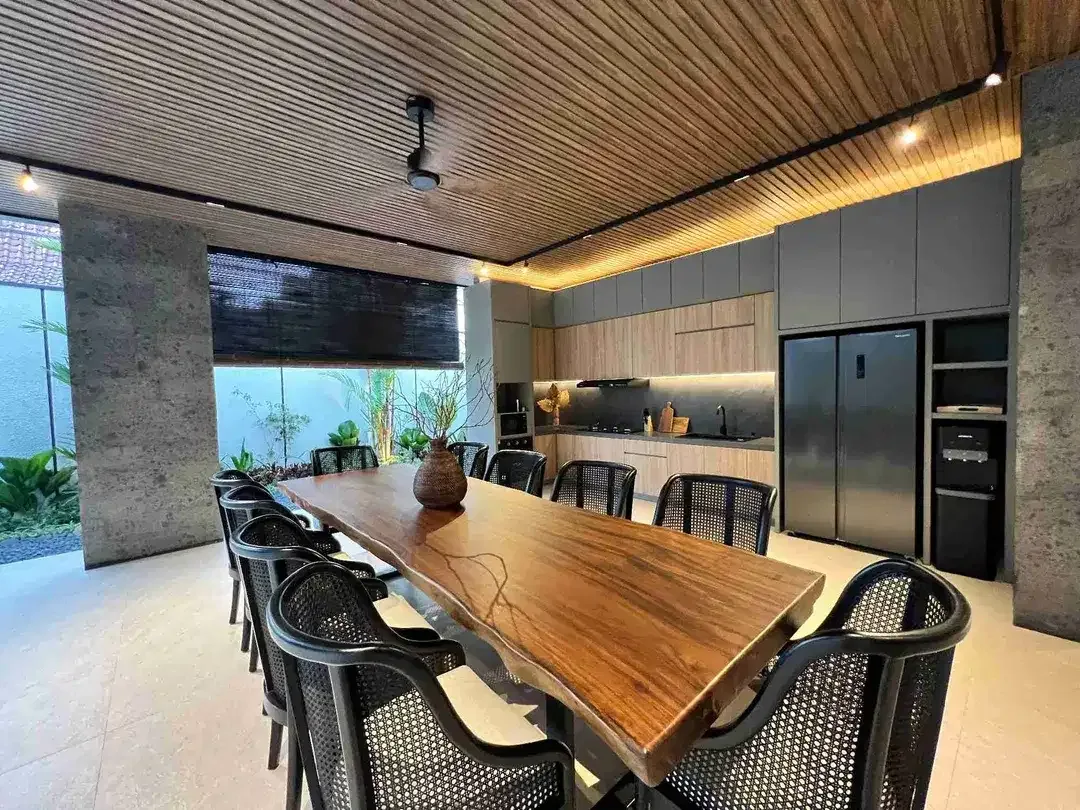 Vila Mewah Baru 2 Unit Dekat Pantai Berawa Canggu - Image 5 of 10