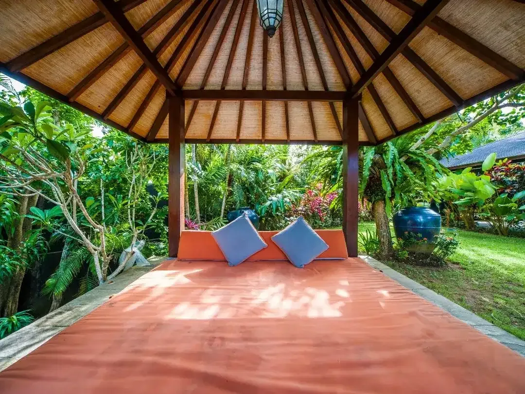 Villa Pecatu Ungasan Bangunan Mewah Dengan Pemandangan Hutan - Image 6 of 10