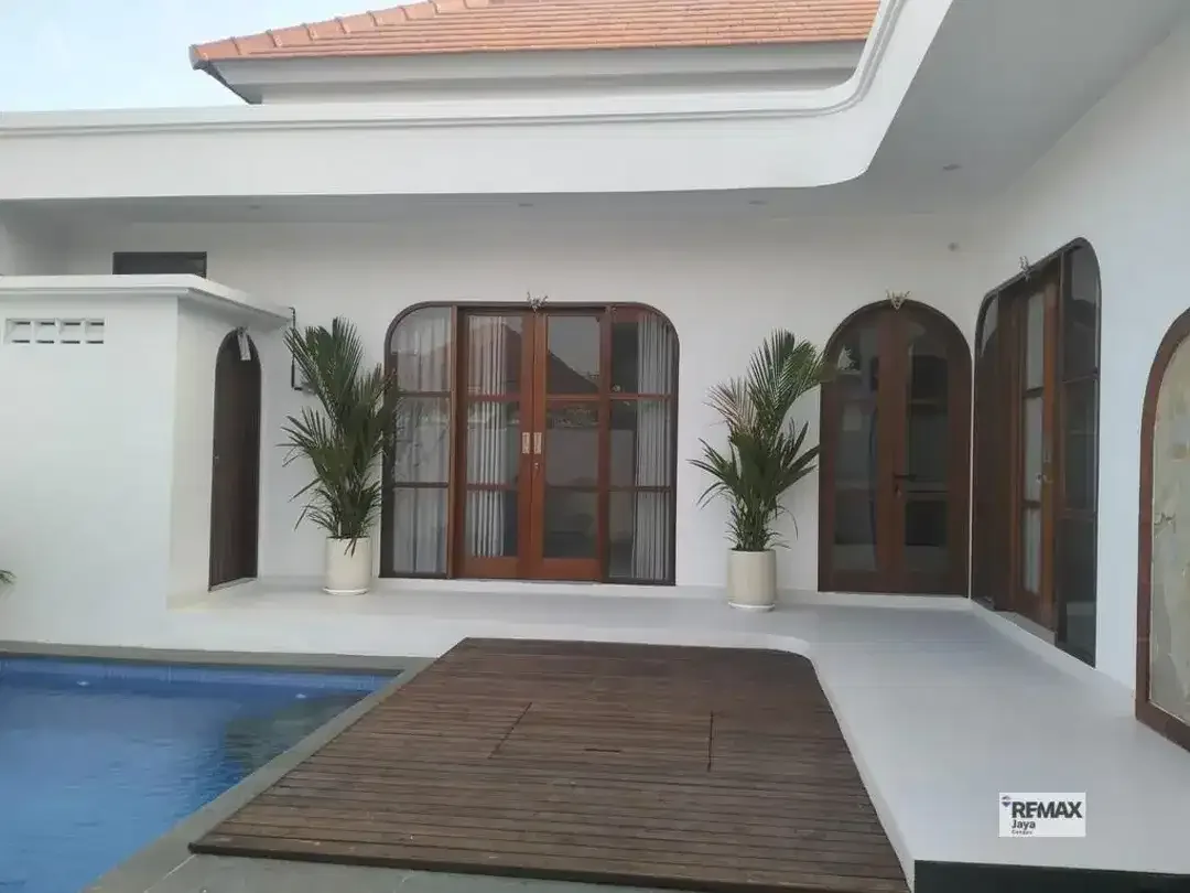 Beautiful Minimalist Villa For Rent, In Pererenan Area - Image 1 of 6