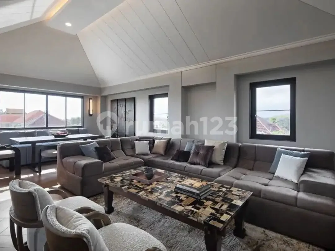 Dijual Villa Mewah Di Kerobokan Seminyak Denpasar Bali - Image 7 of 10