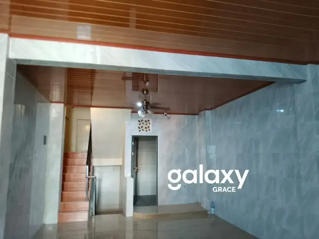 JUAL SEWA  RUKAN 4 LANTAI MODERN STRATEGIS DI PONEGORO DENPASAR - Image 5 of 9