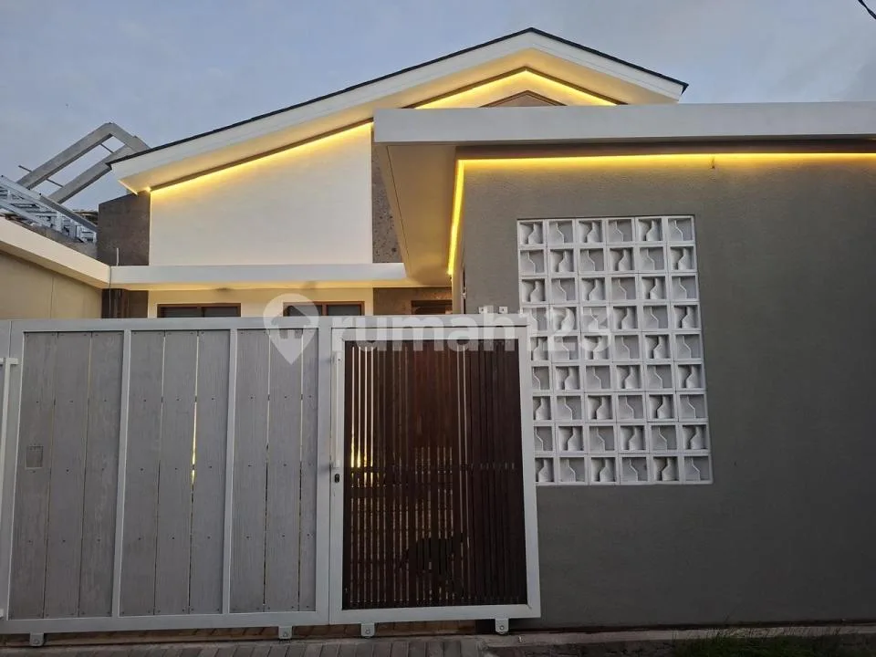 Modern 3 Bedroom Leasehold Minimum 3 Years Sanur - Image 2 of 4