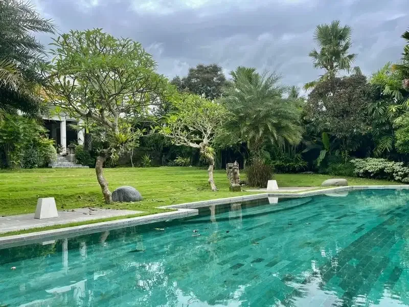 Villa With Ricefield View in Canggu Pererenan - Image 2 of 10
