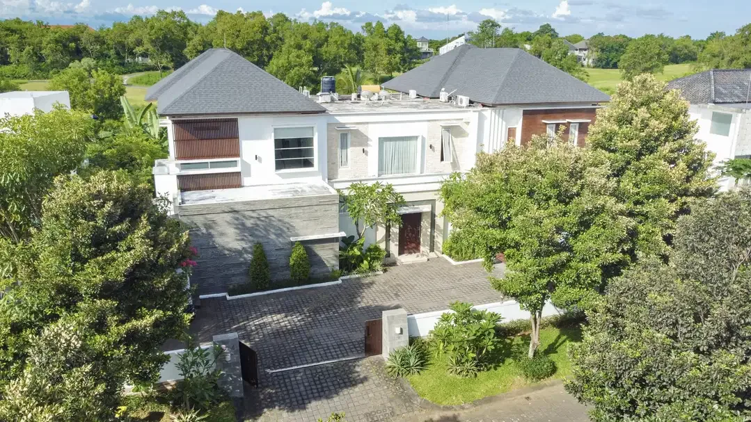 Dijual Rumah Mewah View Sunset dan Golf Pecatu Bali - Image 2 of 10