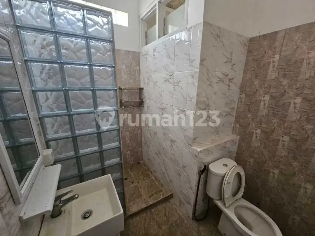 DISEWAKAN RUMAH SIAP HUNI – IMAM BONJOL, DENPASAR - Image 5 of 10
