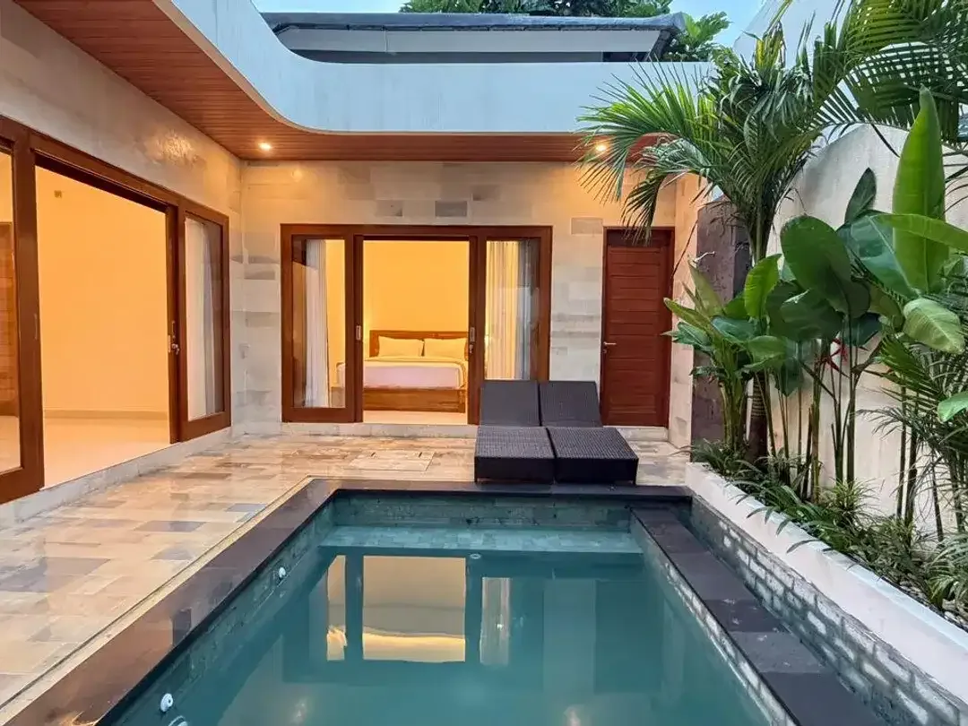 project villa kemenuh ubud jalan besar dan lingkungan villa - Image 7 of 10