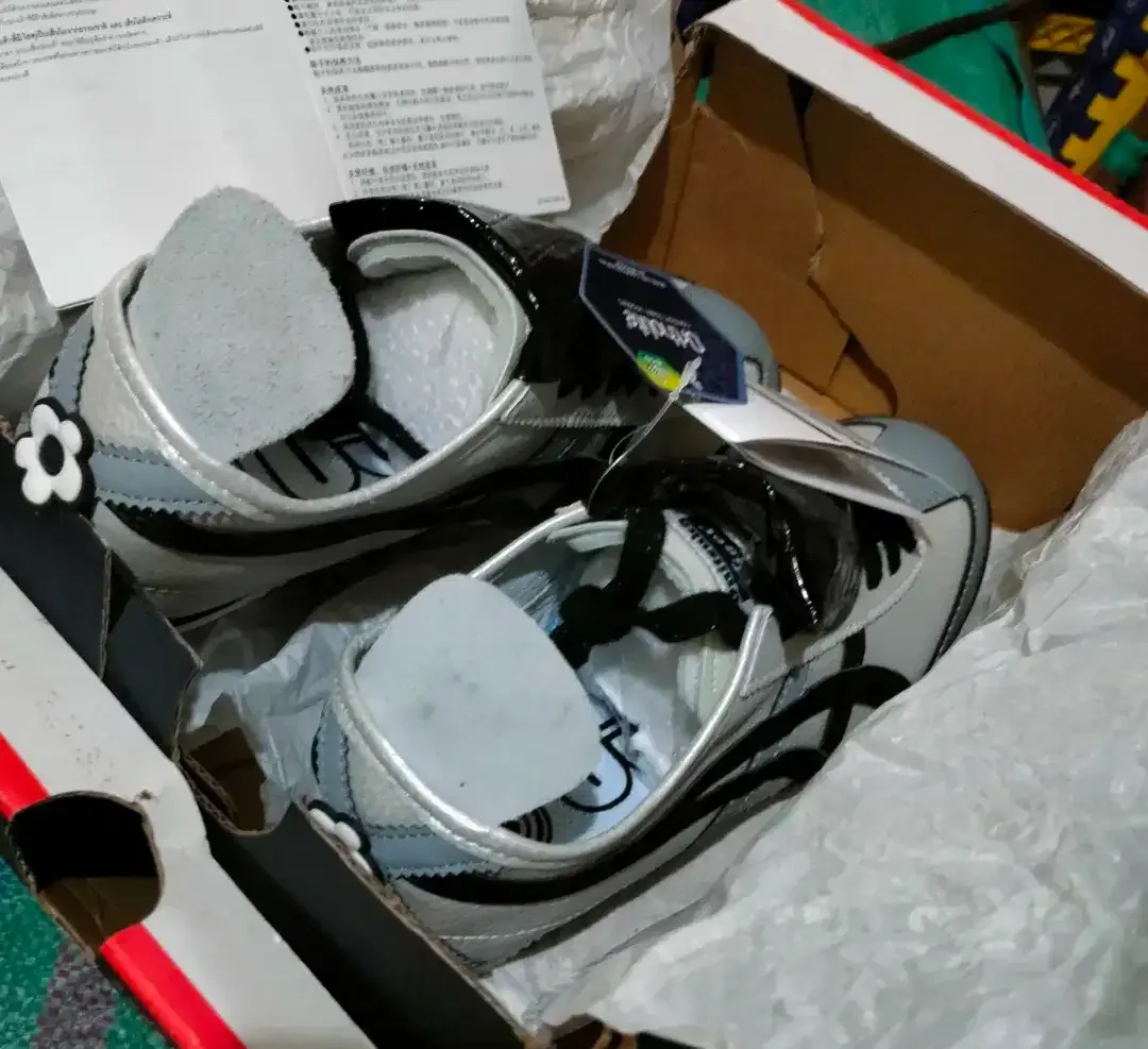 Sepatu Onitsuka Original - Image 1 of 8