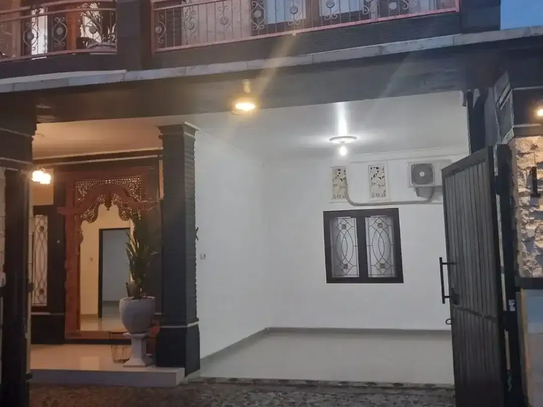 Rumah Nyaman 5 Kamar tidur dekat Kerobokan Badung Bali - Image 2 of 10