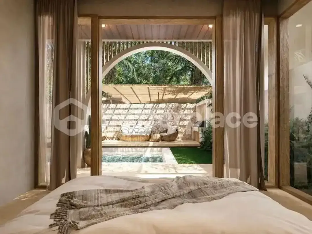 Contemporary 3 Bedroom Villa Living in the Heart of Cemagi - Image 9 of 10