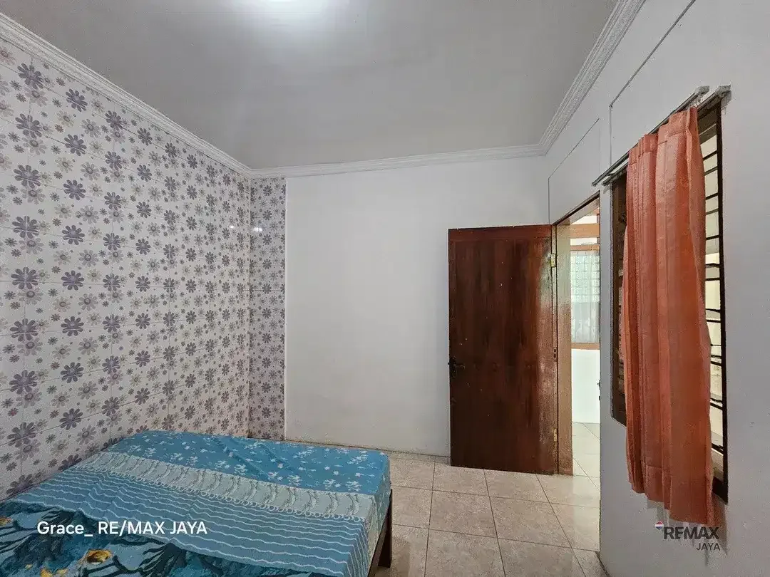 Rumah 1.5 Lantai Dijual, di Teuku Umar Denpasar, Dekat Hotel Amaris - Image 2 of 10