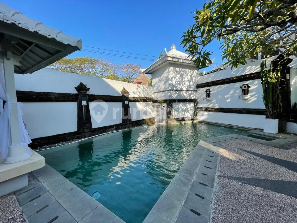 Villa 2 Kamar Scandinavian Style di Kerobokan Seminyak Bali - Image 2 of 4