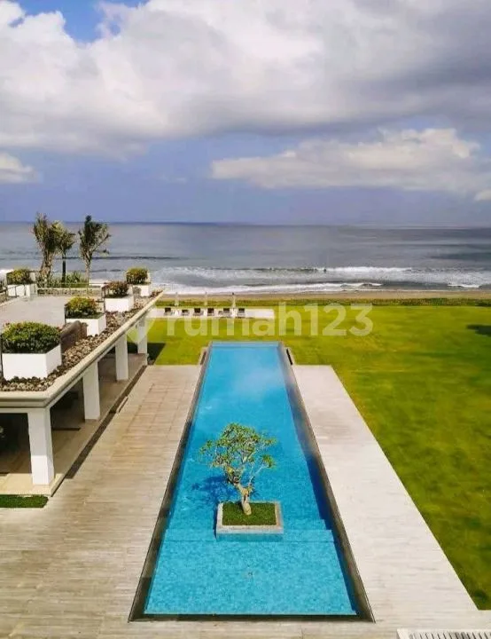 Dijual Cepat Villa Luxury Beach Front Termurah di Seminyak - Image 1 of 4