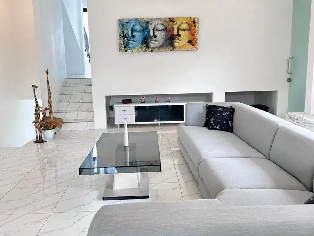 VILLA A LUXURY  FOR RENT  IN KEROBOKAN - Image 7 of 8