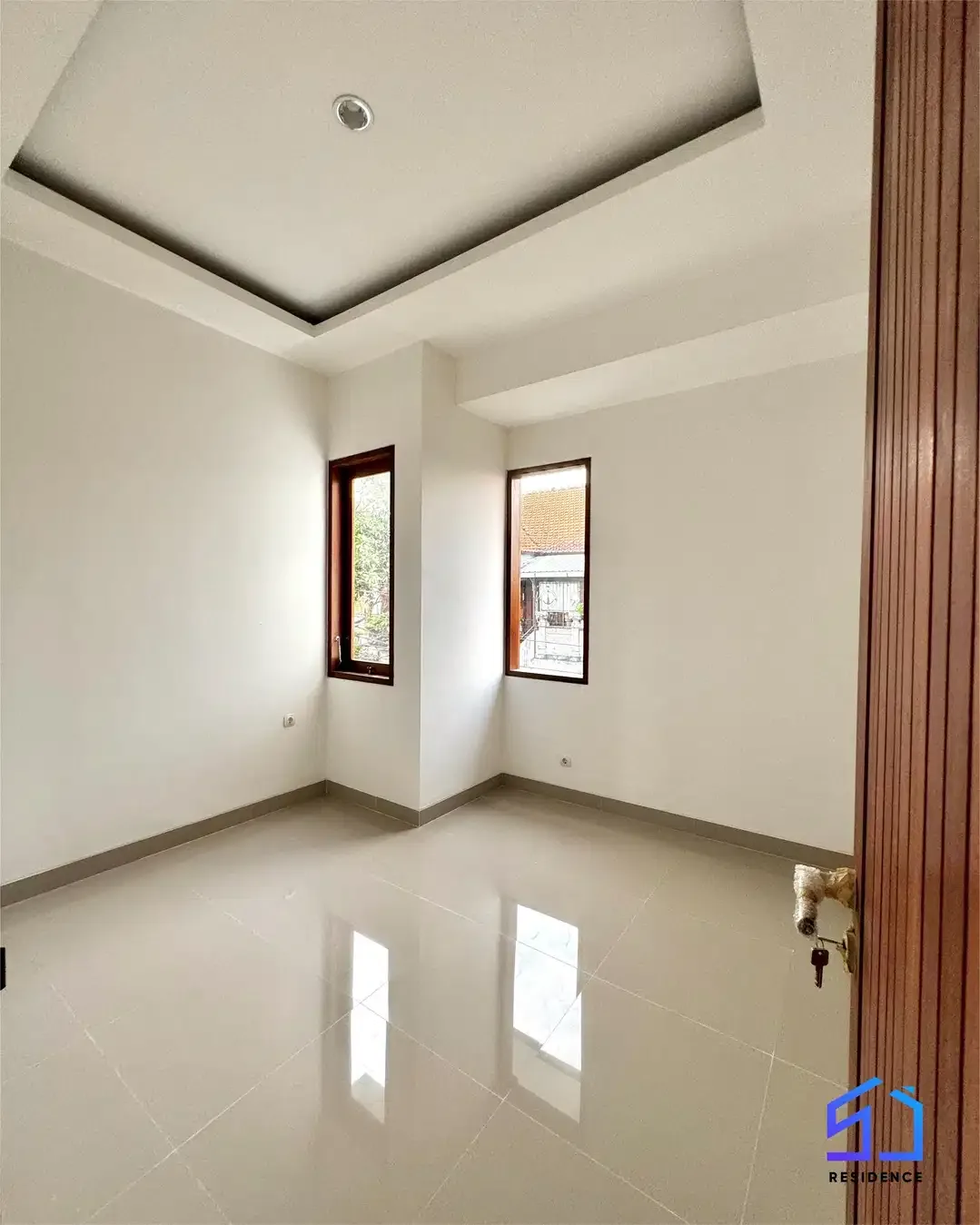 FOR SALE HUNIAN BARU ONE GATE 4 BR KAWASAN BAGUS DENPASAR SANUR - Image 3 of 8