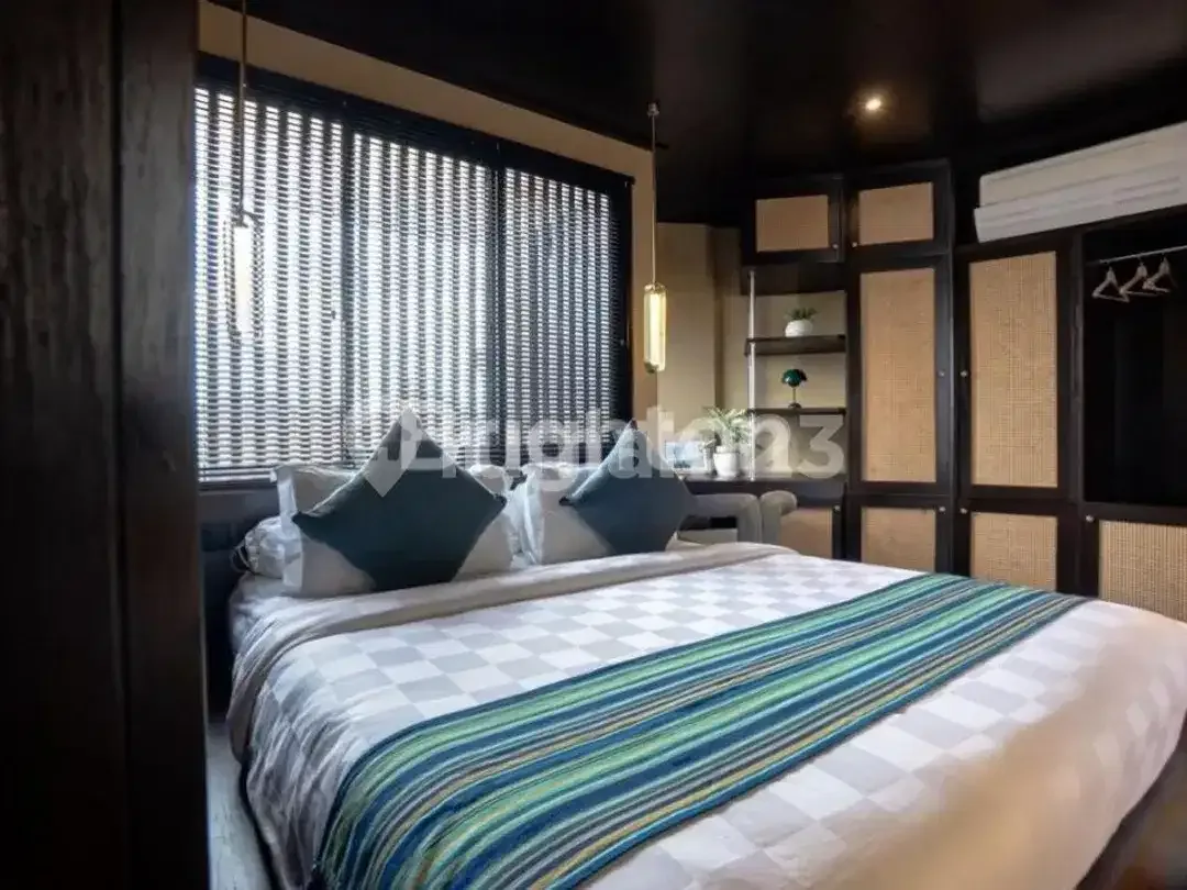 UNIQUE 3 STORY VILLA  2 BEDROOM IN SEMPOL PERERENAN CANGGU BALI - Image 2 of 8