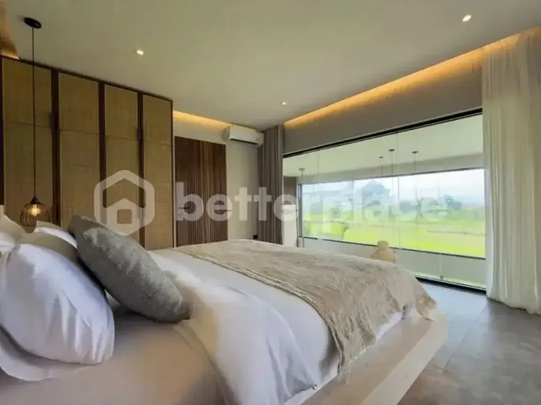 Premium Canggu 4-Bed Villa with Private Pool, Rooftop Oasis, and Uninterrupted Rice Field and Ocean Views in a Highly Sought-After Location - Image 9 of 10