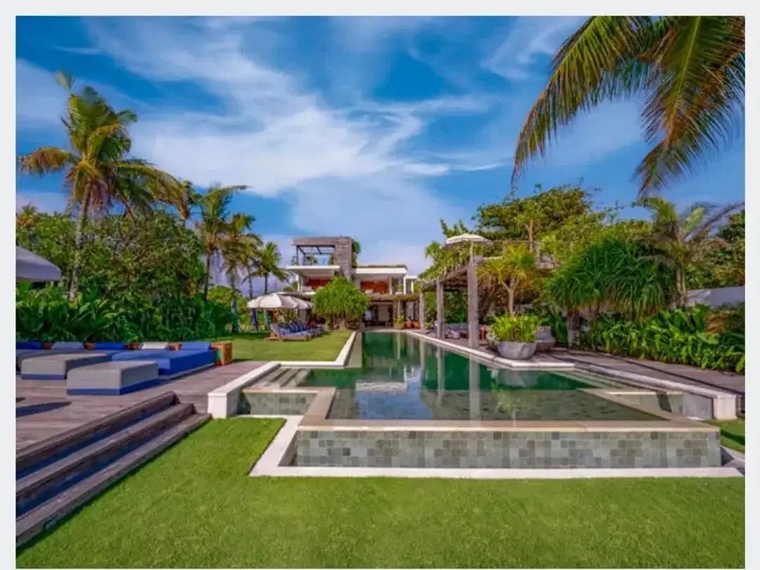 BEACHFRONT LUXURY VILLA FOR SALE IN SEMINYAK - Image 5 of 5
