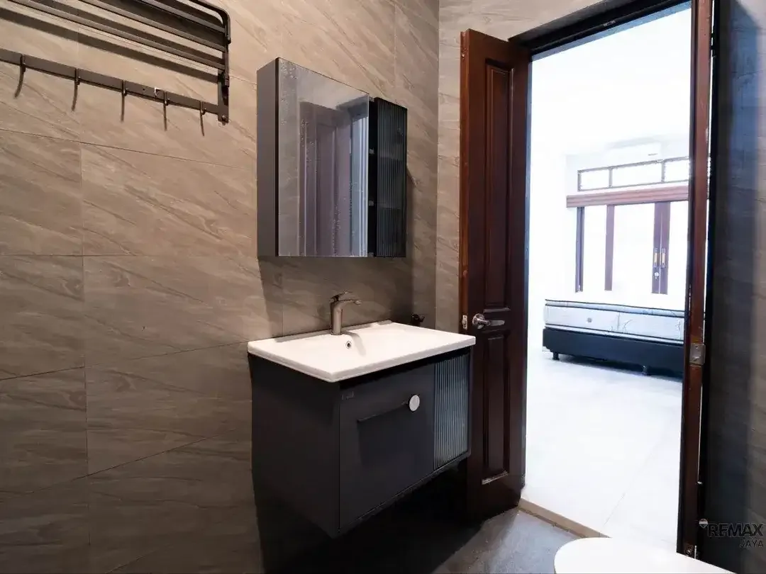 Rumah Konsep Modern Dijual, di Area Renon Denpasar - Image 8 of 9