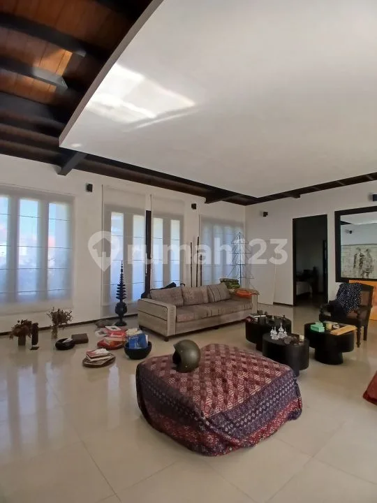 Rumah 3 Lantai Siap Huni SHM di Umalas Bali - Image 2 of 4