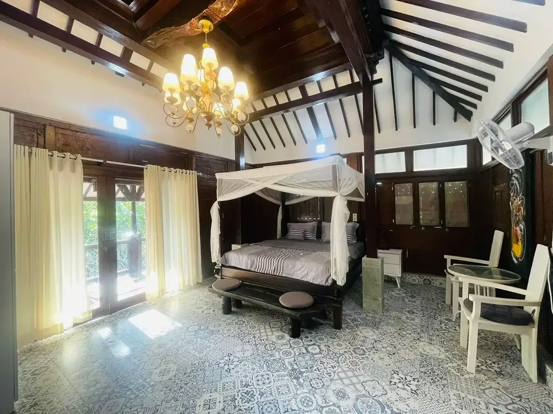 4 BEDROOMS FULLY RENOVATED VILLA IN PADONAN FOR SALE - Image 4 of 10