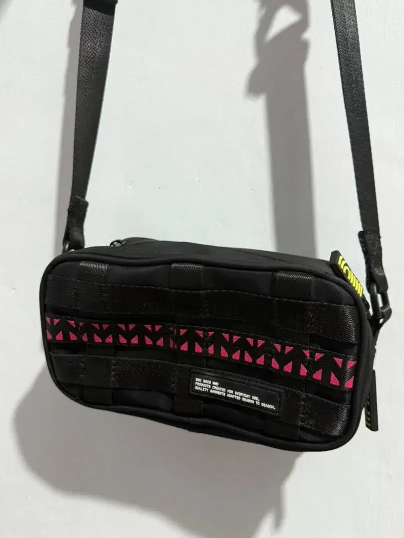 Tas Selempang Berska - Image 1 of 6