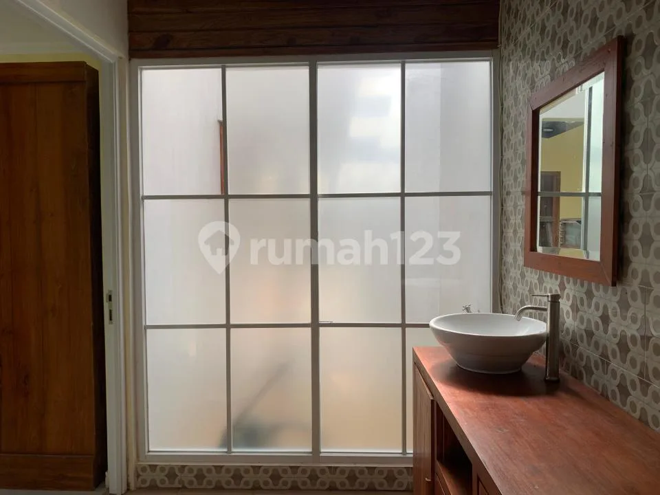Villa 3Br Sanur Private Villa With Pool Min 2 Years Land 350 Sqm - Image 2 of 4