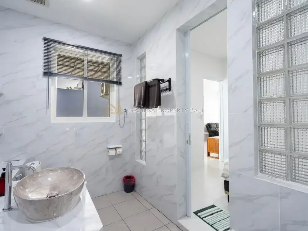 Rumah 2 Kamar Tidur Fully Furnished di Uluwatu – Freehold & Leasehold Available - Image 3 of 10