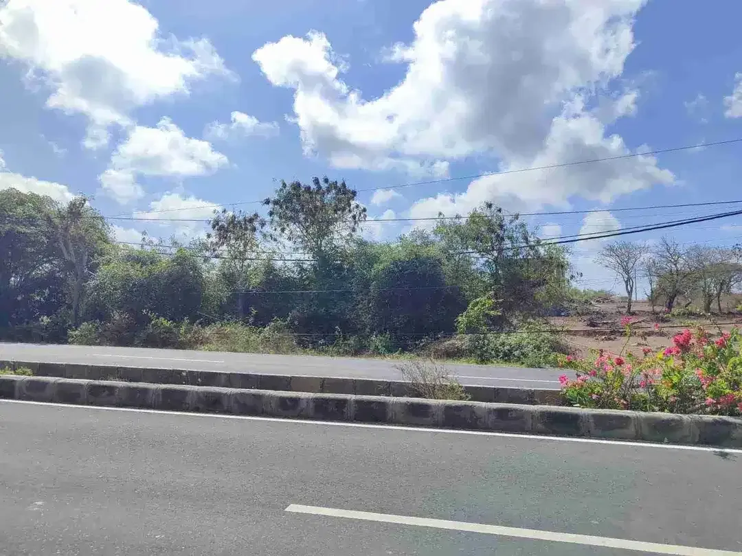Tanah Komersial Premium By Pass Pandawa 3.500m2 - Image 9 of 10