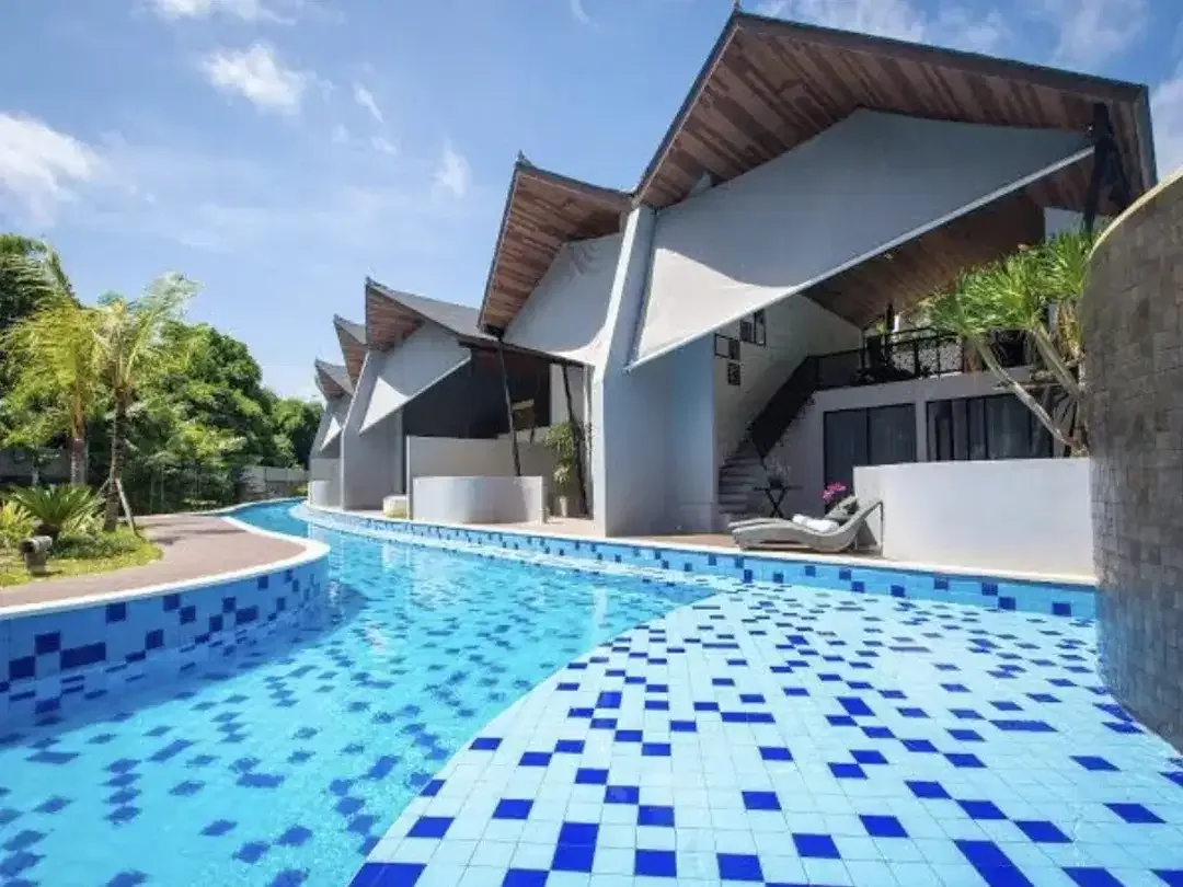 TERMURAH : VILLA DANCING GARDEN , NUSA DUA BALI - Image 1 of 10