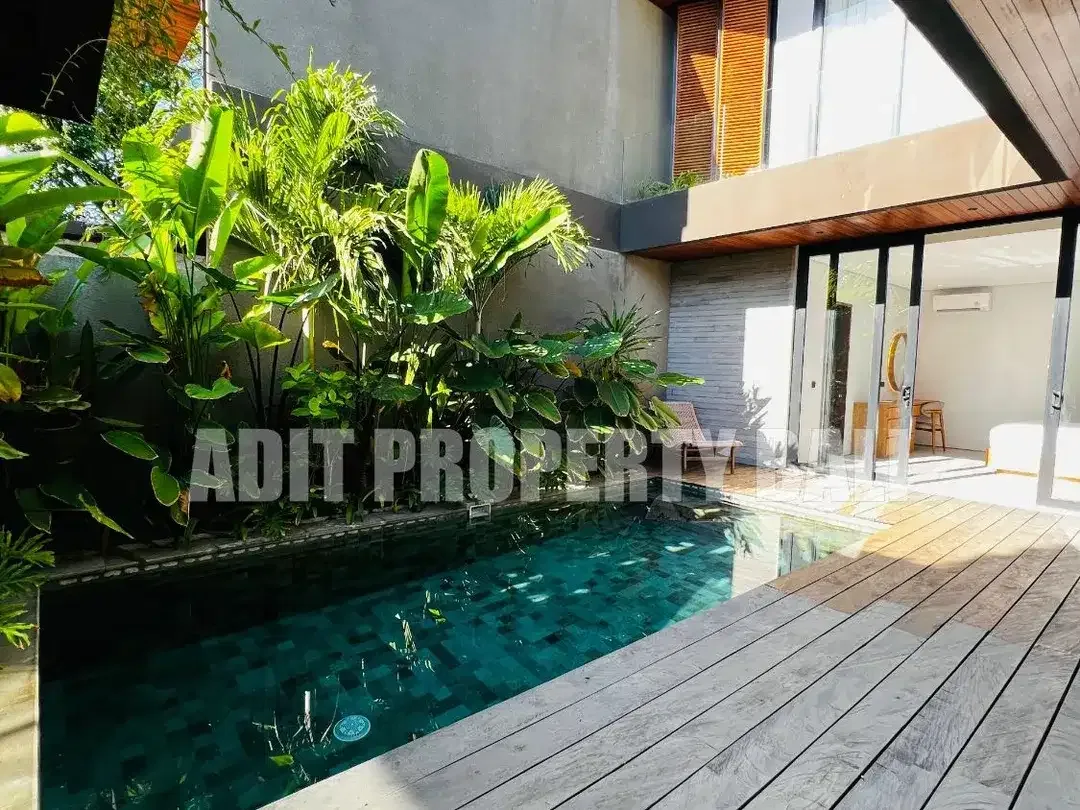 Villa Sunset Road Kuta Bali - Image 2 of 10
