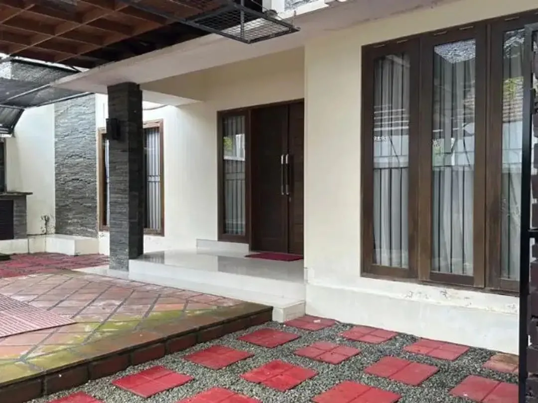 RUMAH SEMI VILLA DI BATUBULANG GIANYAR - Image 4 of 9