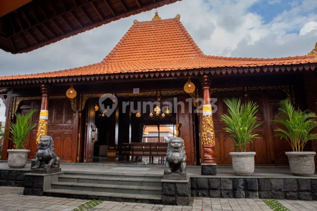 Disewakan Villa Joglo Private Pool Di Canggu Tr - Image 1 of 4