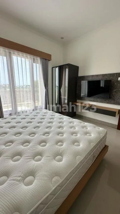 Exclusive House For Rent In Seminyak 3Br Fully Furnished One Gate - Image 4 of 4