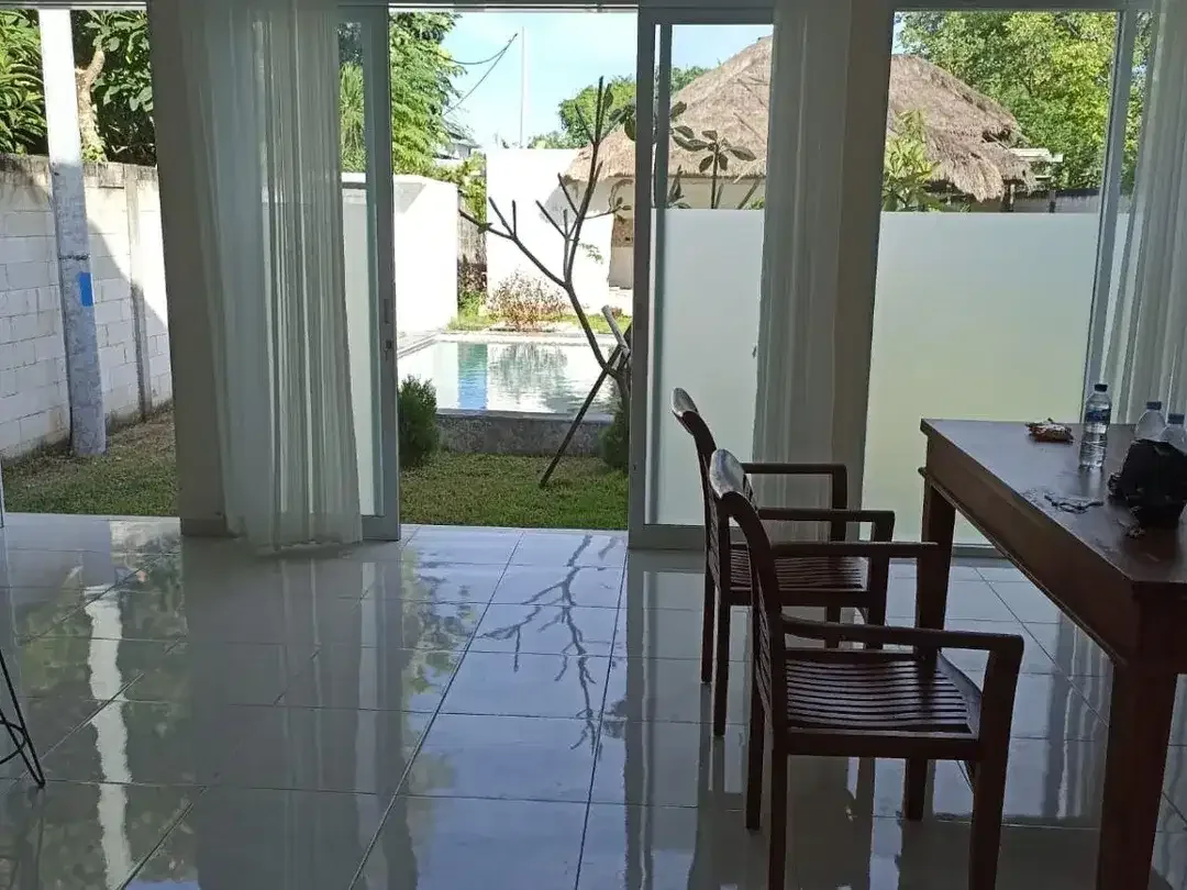 Villa dengan Tipe Bali Minimalis Disewakan di Sanur Denpasar - Image 4 of 10
