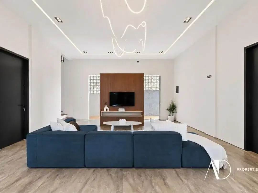 FREEHOLD | 6-BEDROOM VILLA WITH PANORAMIC OCEAN VIEWS IN JIMBARAN - Image 7 of 10