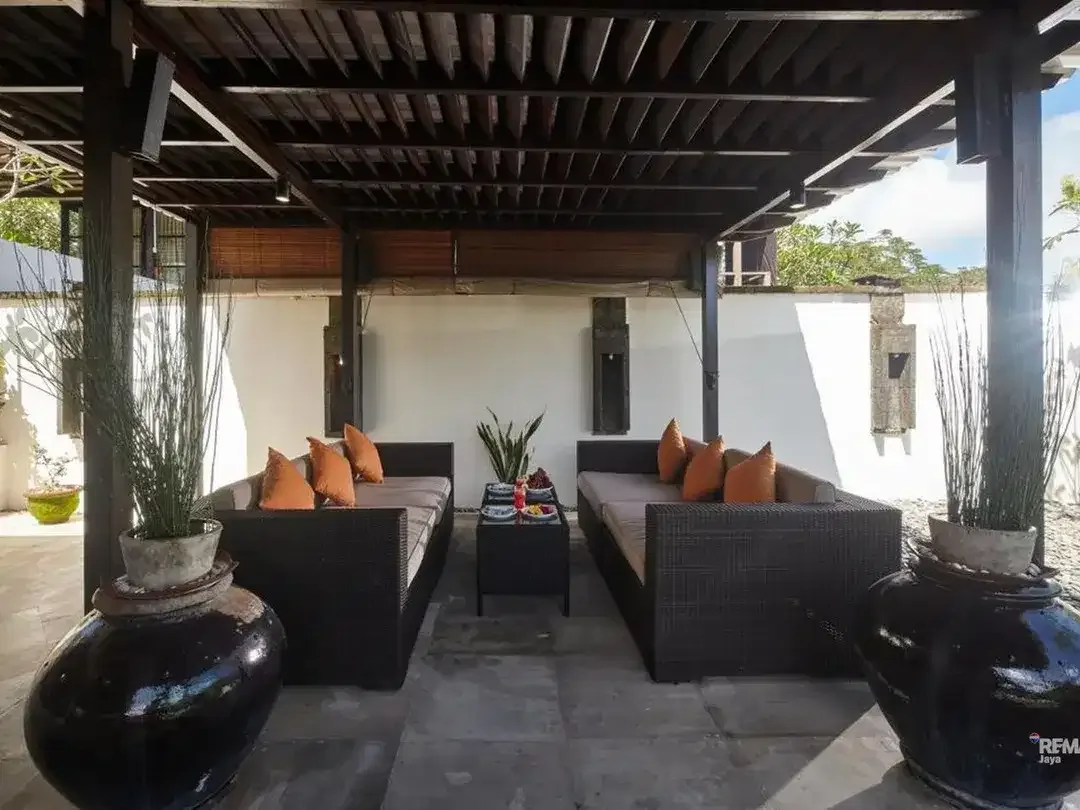 Villa perfectly designed for sale in Jimbaran. - Image 7 of 10