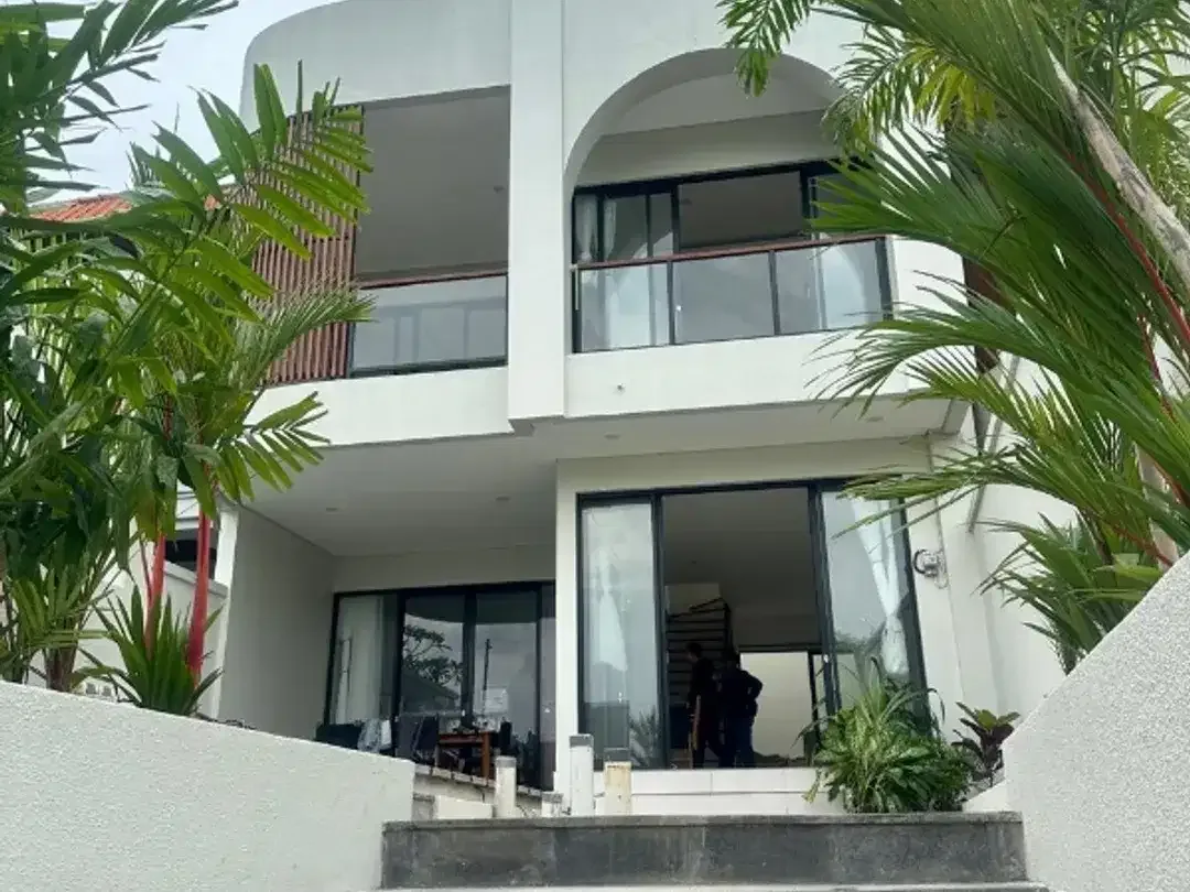 new brand villa bagus di Ungasan - Image 1 of 10