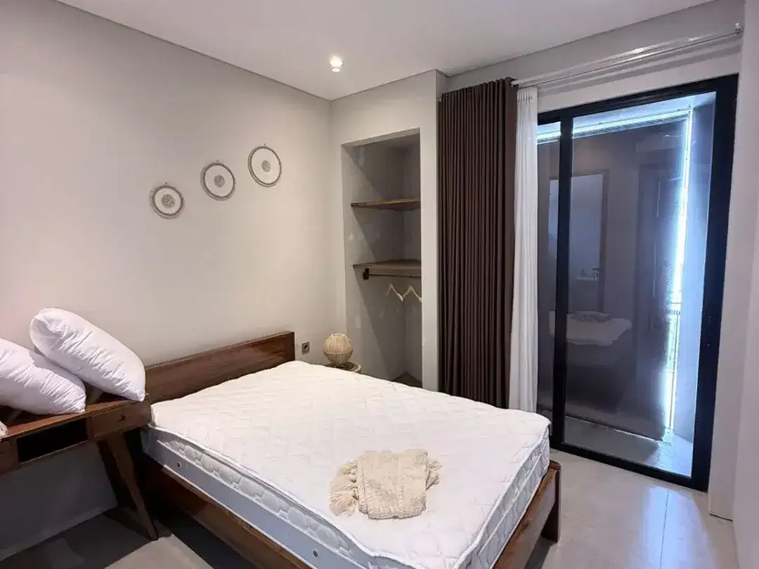 DIJUAL RUMAH SEMI VILLA STRATEGIS – PURI GADING, JIMBARAN - Image 6 of 10