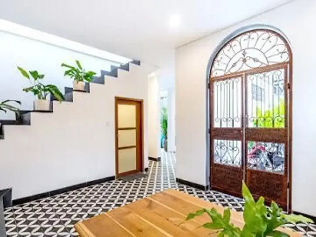 Freehold Guest House 7 Bedroom, Lantai 2, Occupancy 90% - Image 9 of 10