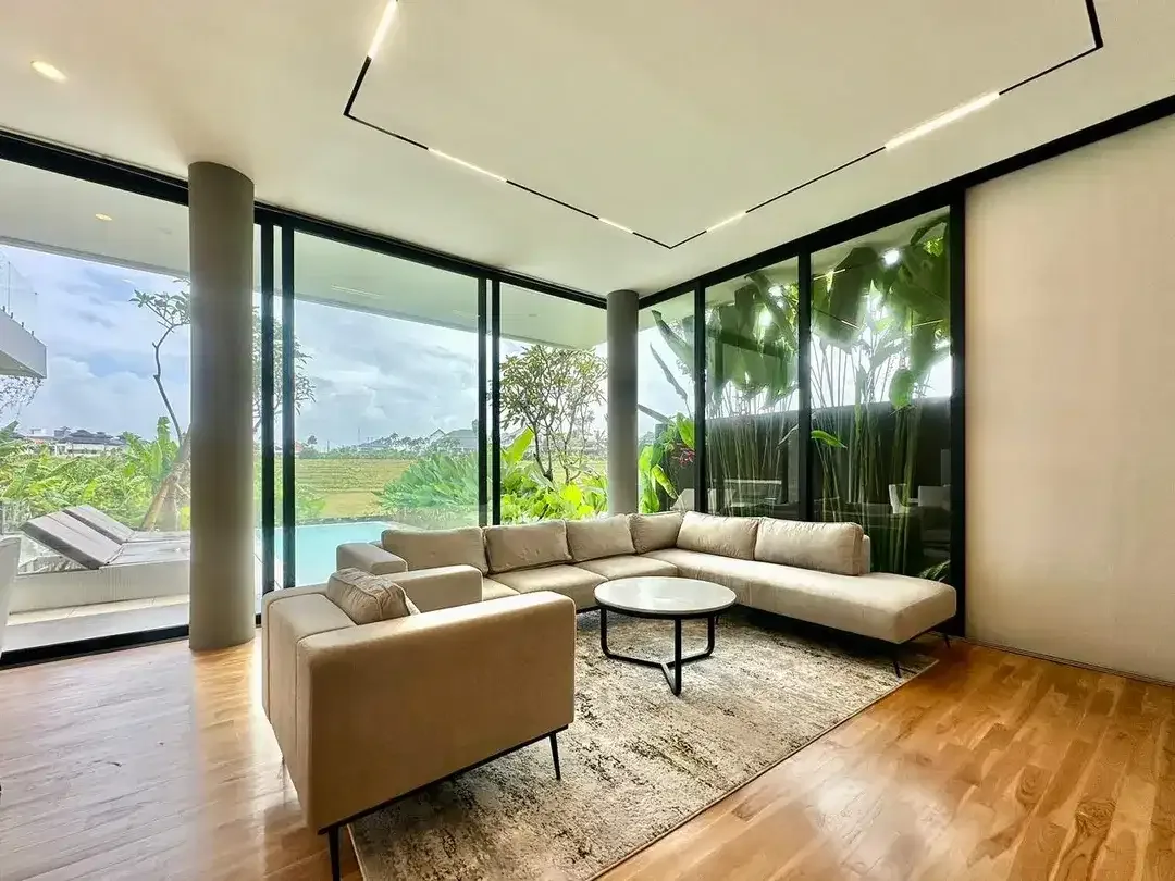 Beautiful Rice field View Villa in Berawa Canggu For Sale - Image 5 of 10
