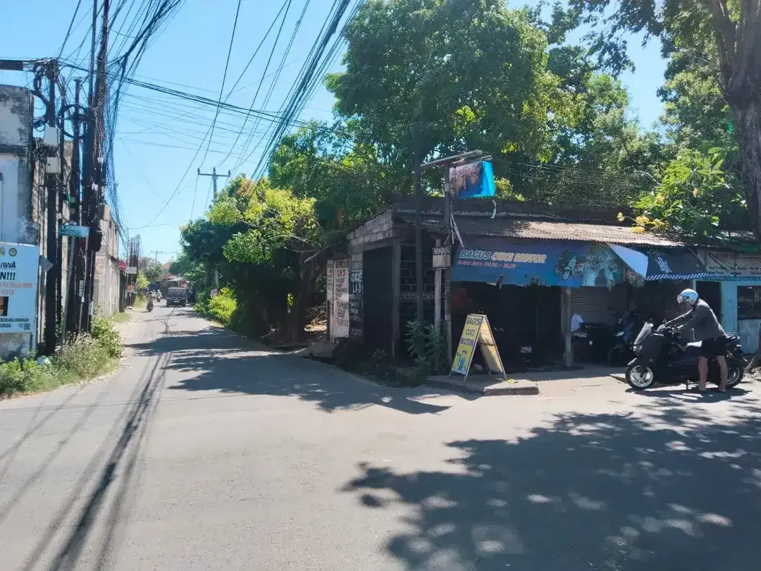 TANAH KOSONG DI JL RAYA ULUWATU KEDONGANAN BADUNG DEKAT MALL - Image 7 of 10