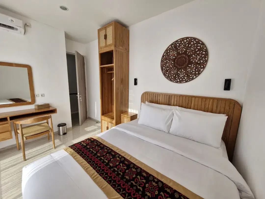 SEWA VILLA MODERN DALAM KOMPLEKS FULLY FURNISHED DI NUSA DUA - Image 8 of 9