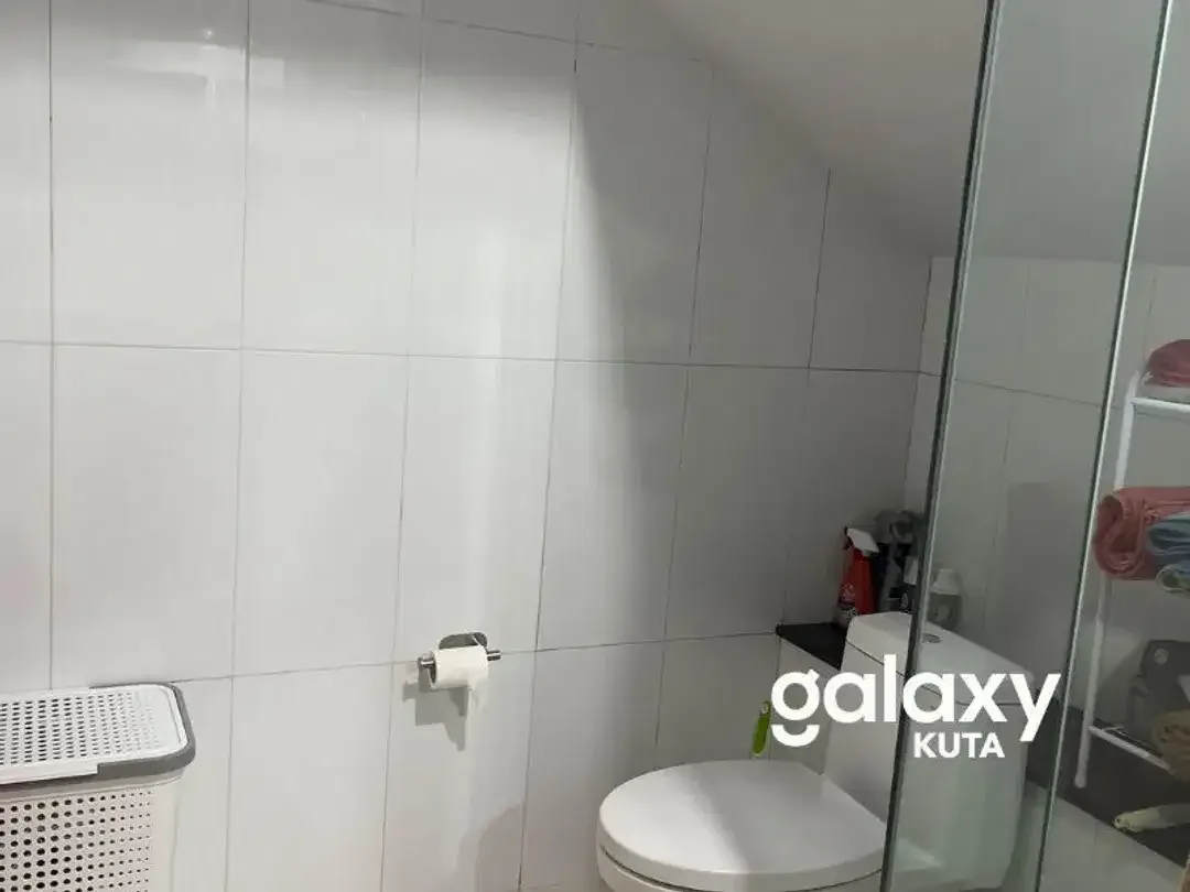 BEAUTIFUL 4 BEDROOM HOUSE IN PURI GADING JIMBARAN BADUNG - Image 10 of 10