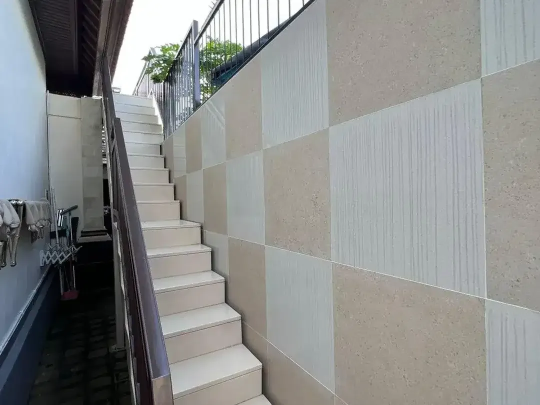 Luxury Villa 3 Kamar Tidur Tersedia Sewa Tahunan dan Long Lease Eksklusif untuk Keluarga dan Ekspatriat di Kawasan Favorit Sanur - Image 2 of 10