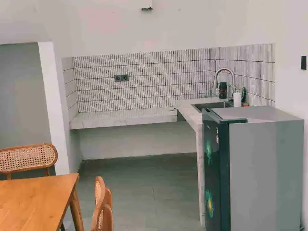 DISEWAKAN RUMAH DEMI FURNISH DI DENPASAR BARAT SL - Image 7 of 8