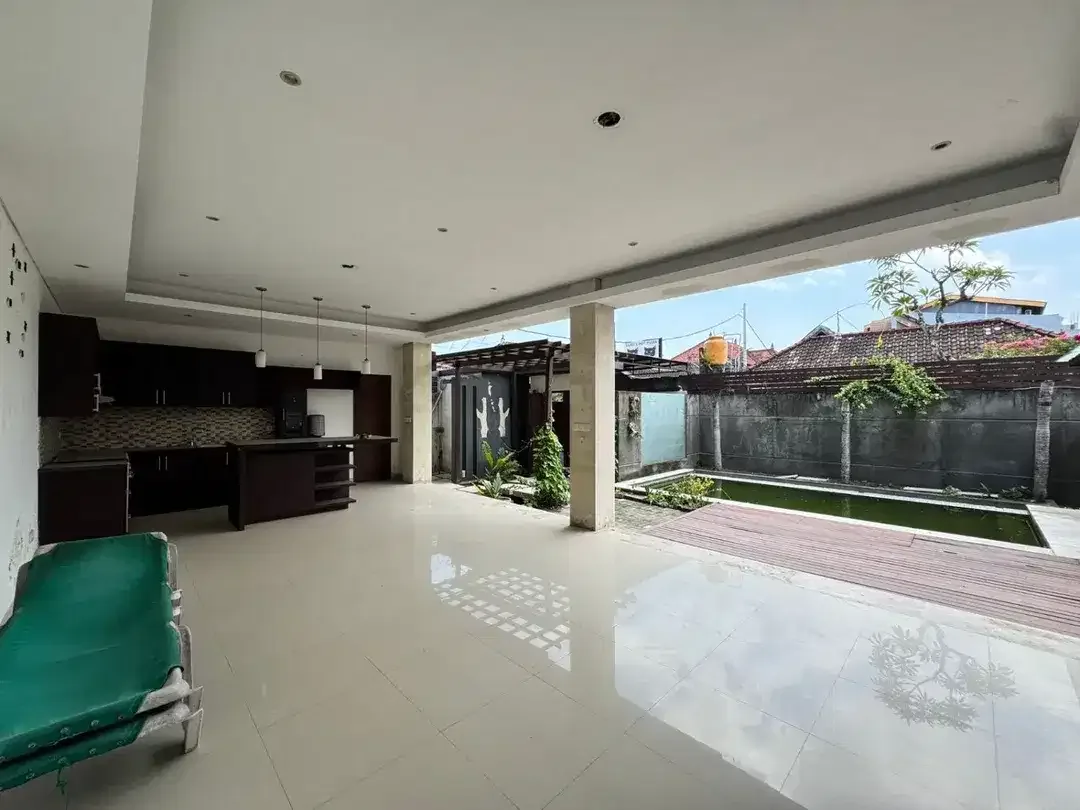 Villa Echo Beach Canggu Badung - Image 2 of 9